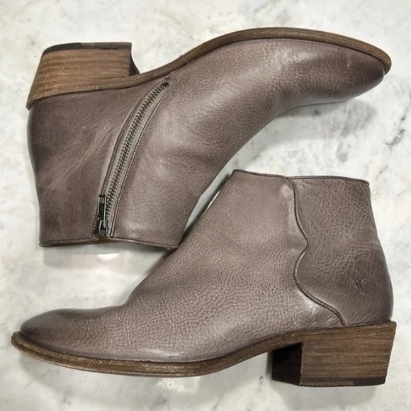 FRYE Carson Piping Bootie Graphite size 11 Excellent condition - Picture 7 of 8